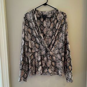 The Limited long sleeve blouse. Size XL